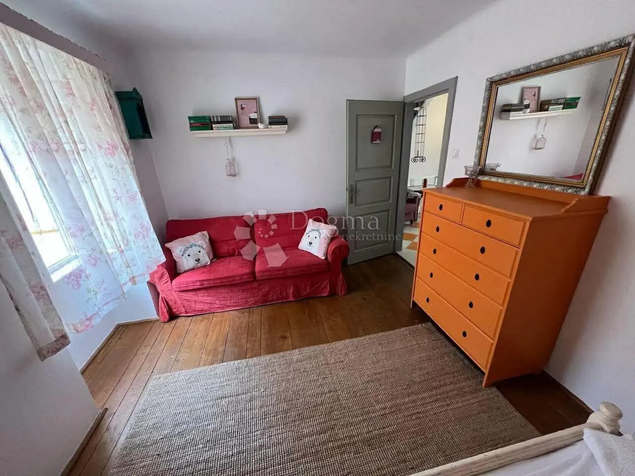 punat - centar, dvije spojene kuće, vrt i 2 garaže - slika 48