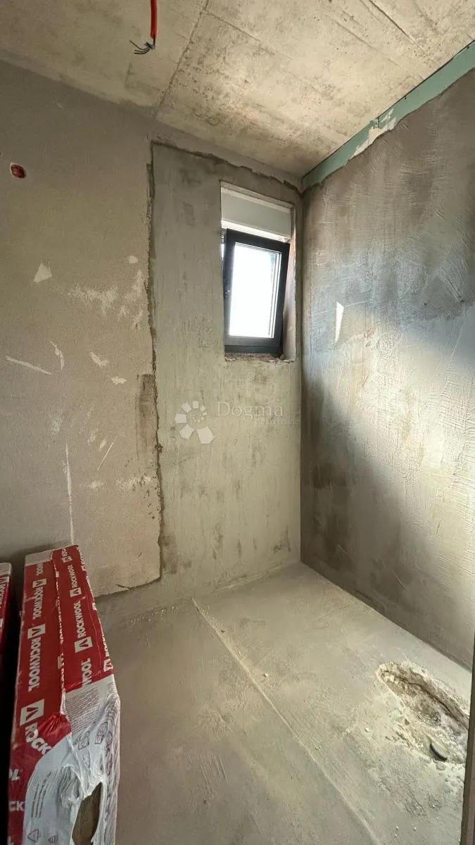 penthouse s pogledom i velikom terasom – štinjan - slika 5