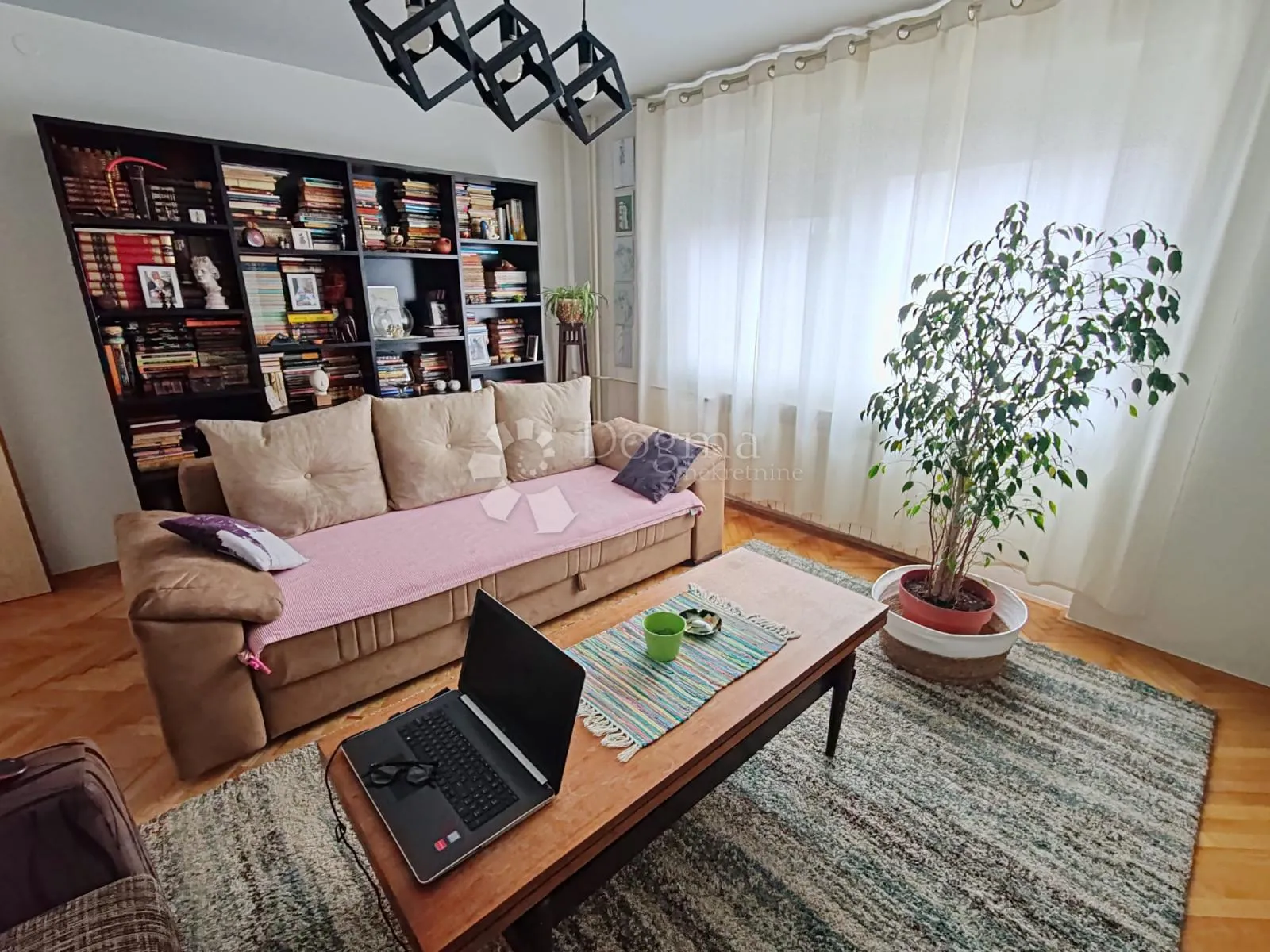 prostrana kuća u zbelavi – 339 m² na okućnici od 3604 m² - slika 6