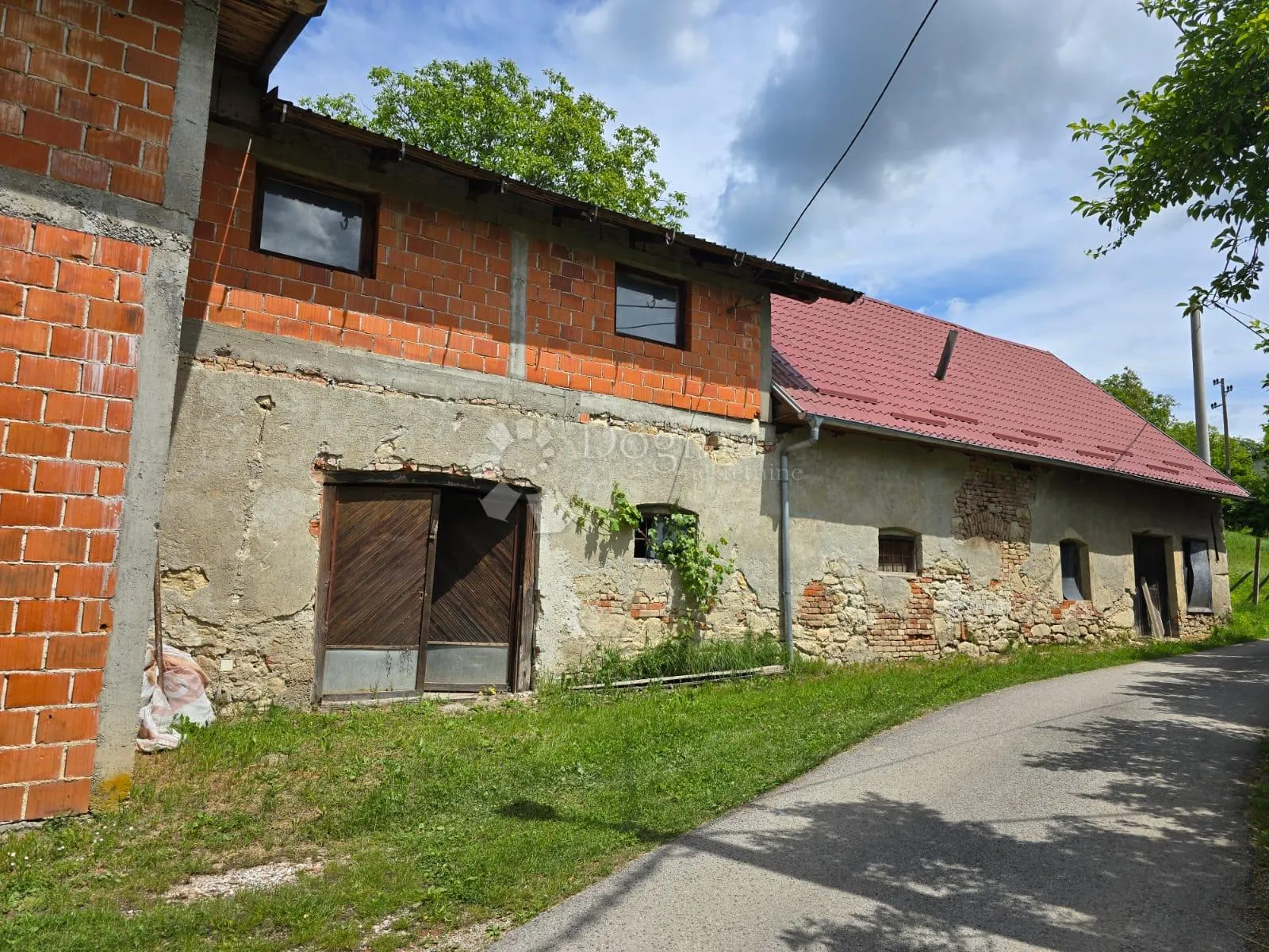 kurija s dušom i velikim imanjem blizu zagreba - slika 15