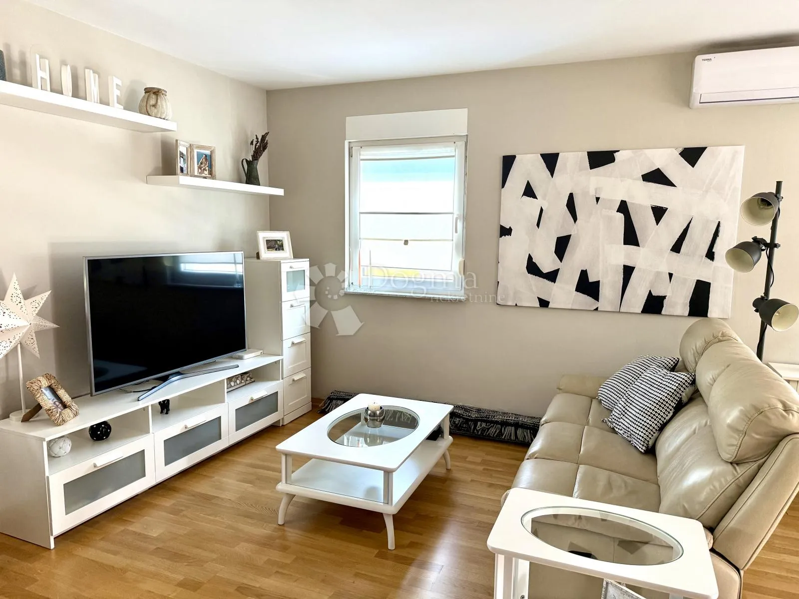 velika gorica, kuća 190 m2 s bazenom, prilika! - slika 13
