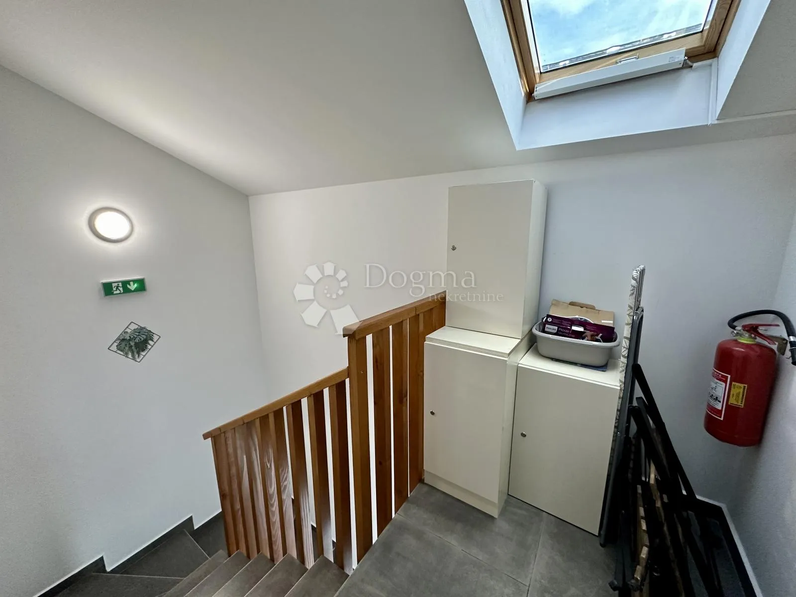 kuća sa 4 apartmana i bazenom crikvenica - slika 10