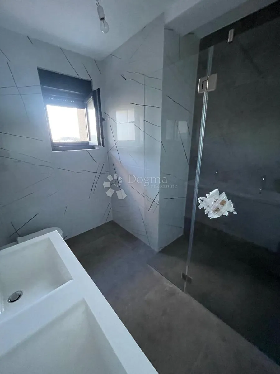 penthouse s panoramskim pogledom na more – 350 m od plaže - slika 37