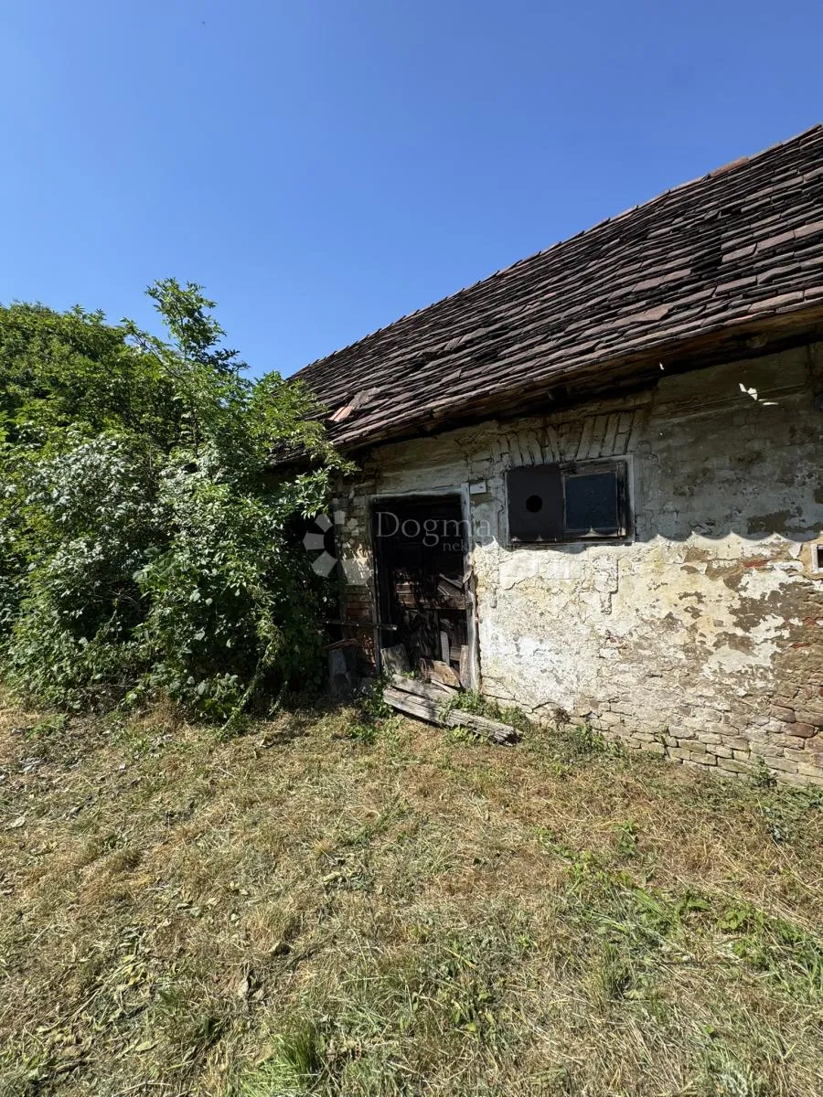 obiteljska kuća i zemljište, šemovci – odlična lokacija - slika 7