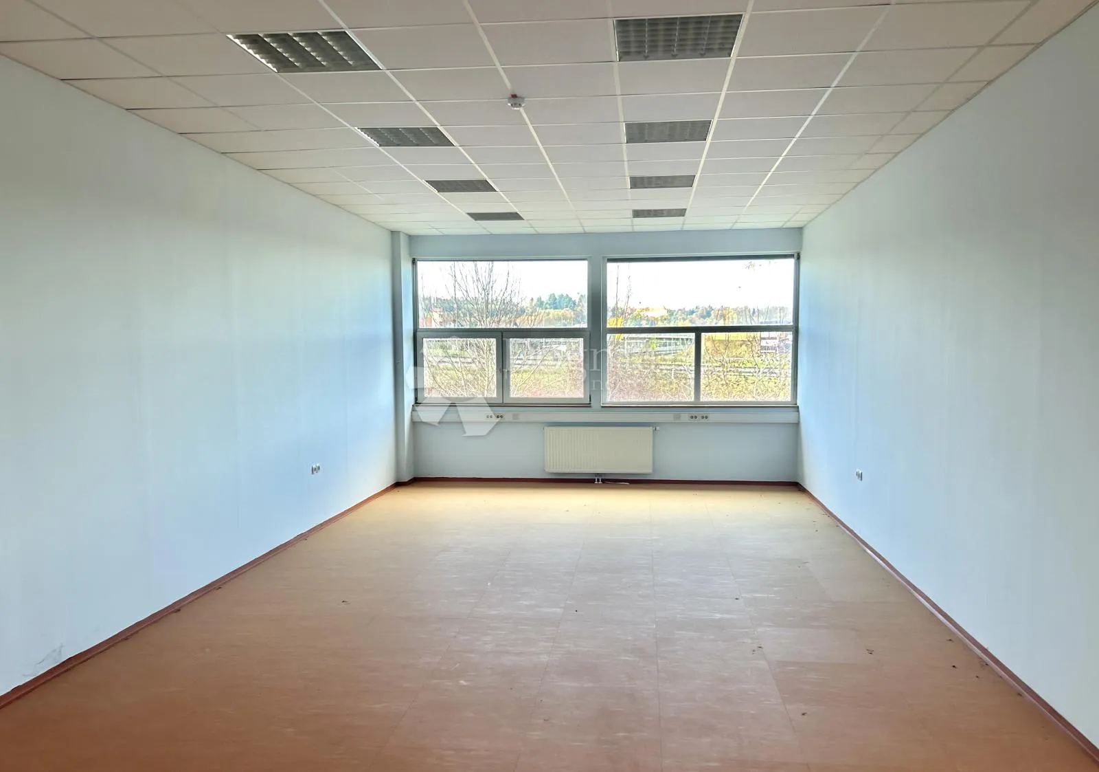 reprezentativan ured koji povezuje dva eu tržišta / a representative office connecting two eu markets, slovenia - slika 6