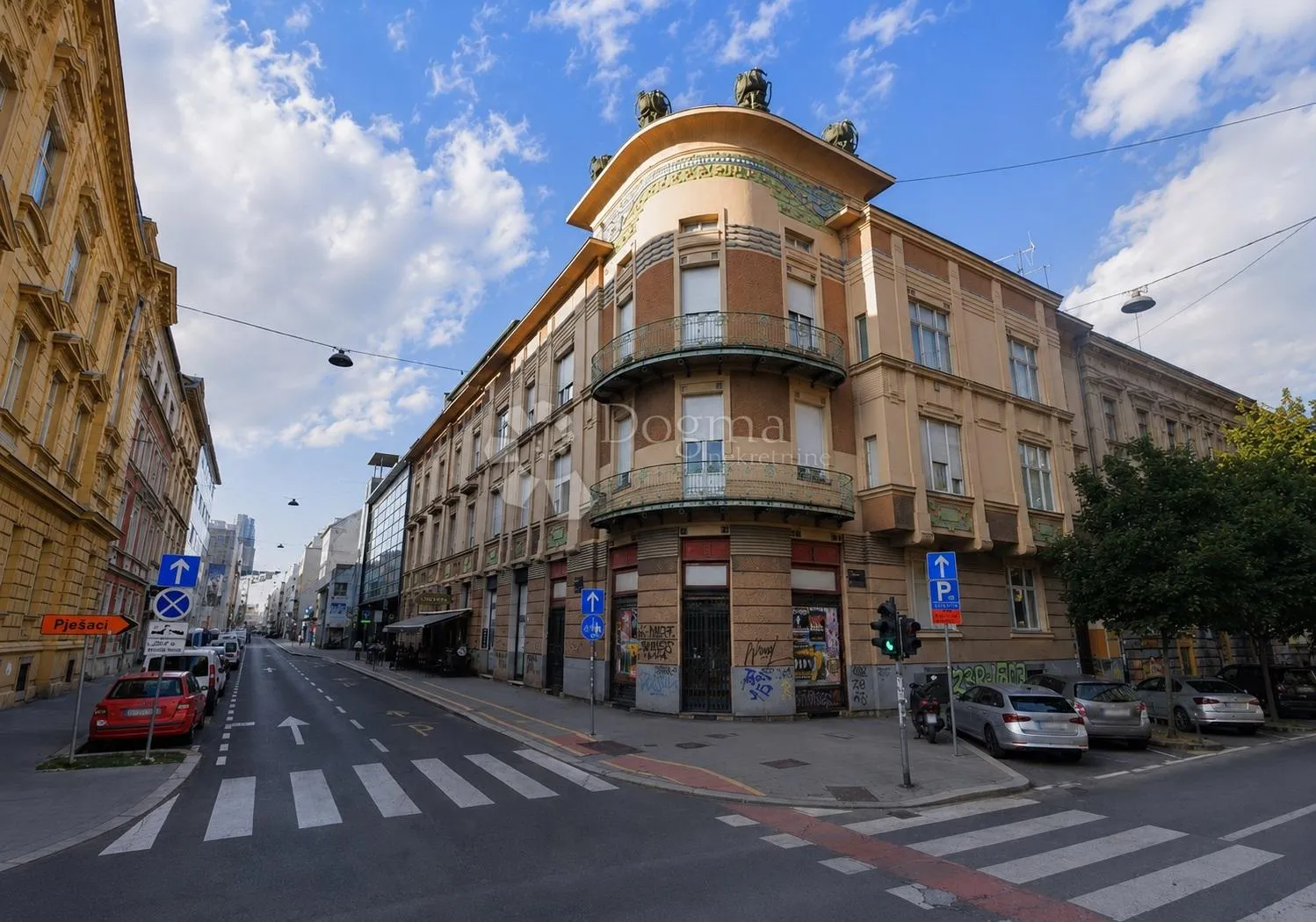 Pavla Hatza, 50m2, novo, strop 3.6m, prilika za galeriju! - Zagreb