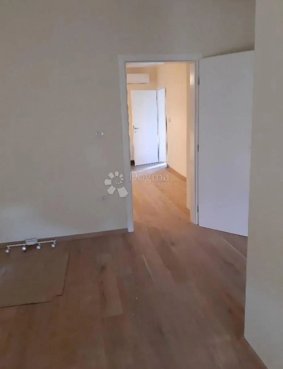 zvonimirova zagreb centar, najam 55m2 - slika 2