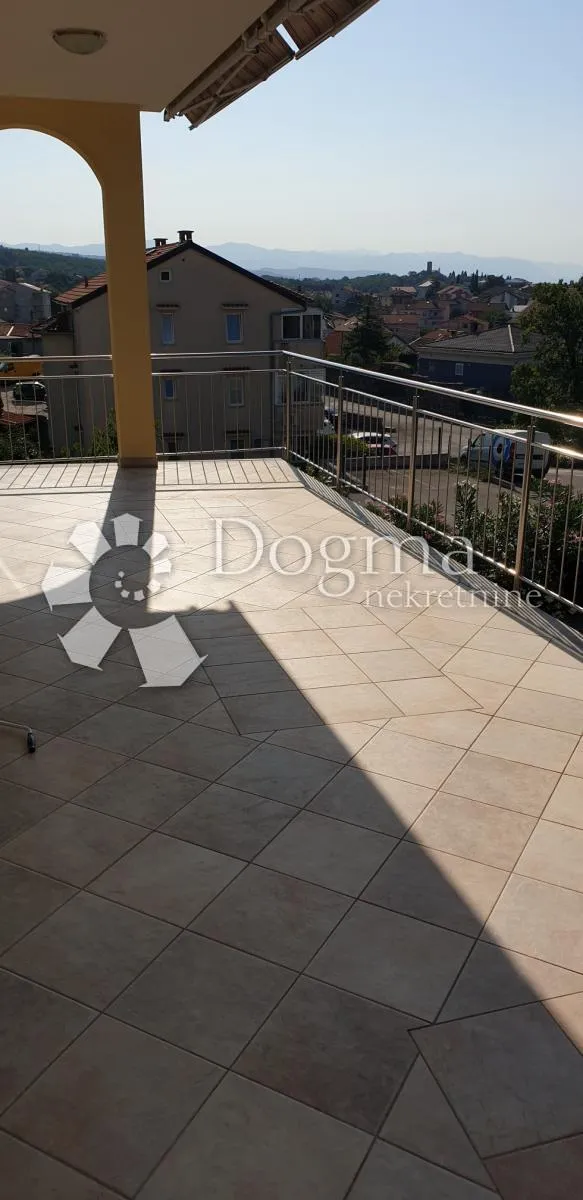 srdoči kuća na odličnoj lokaciji - slika 15