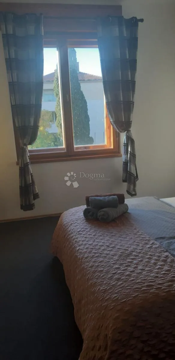 jedinstvena prilika bačvice - slika 11