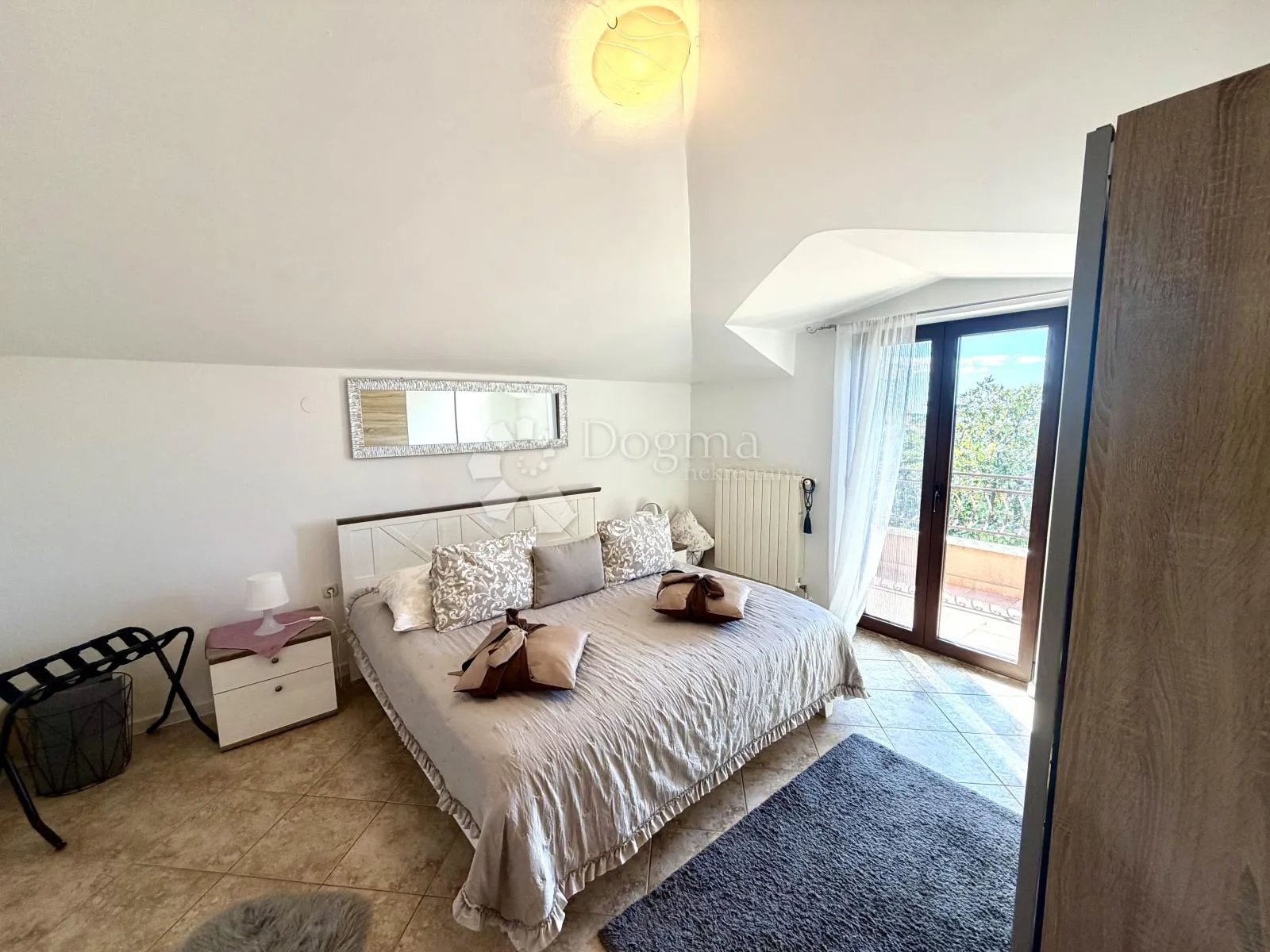 predivna kuća sa 4 stambene jedinice - rovinj - slika 3