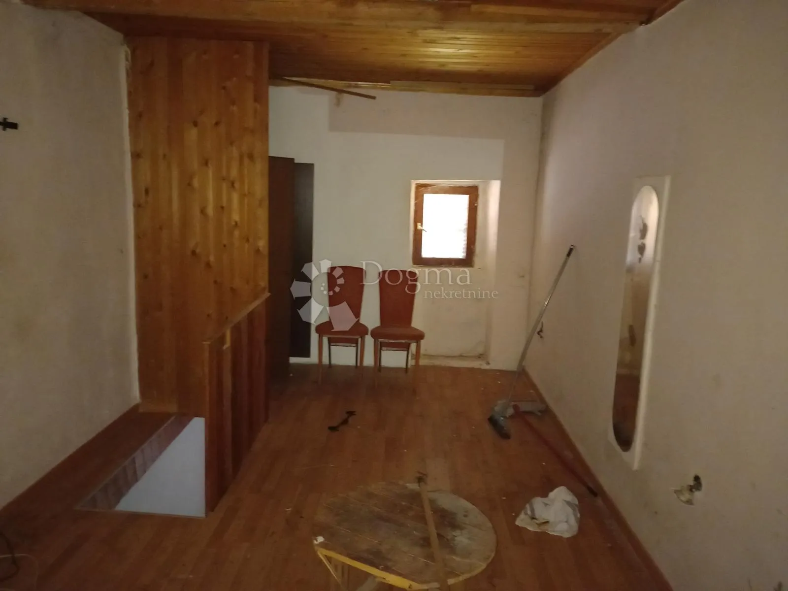 istra, tar, kamena kuća u nizu - slika 6
