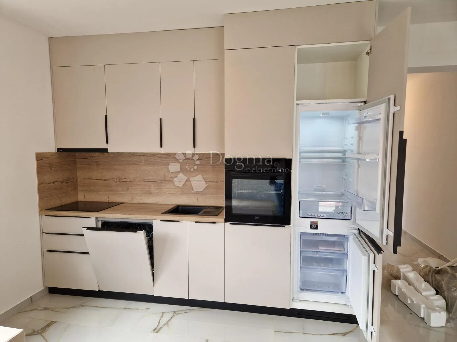 dvoetažni apartman u palitu sa prekrasnom krovnom terasom - slika 10
