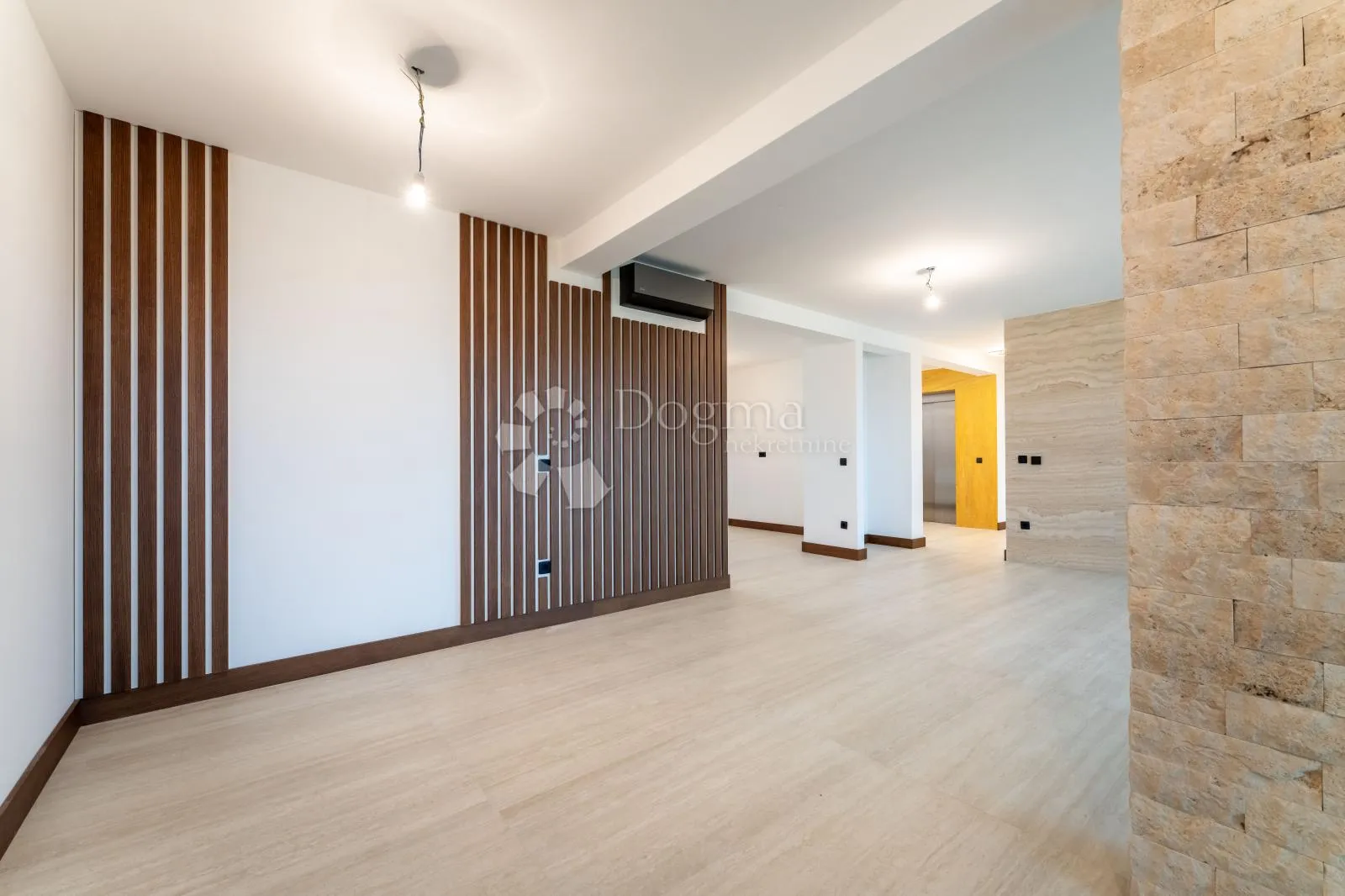 diklo lux penthouse – lift&bazen na krovu,70m od mora - slika 2