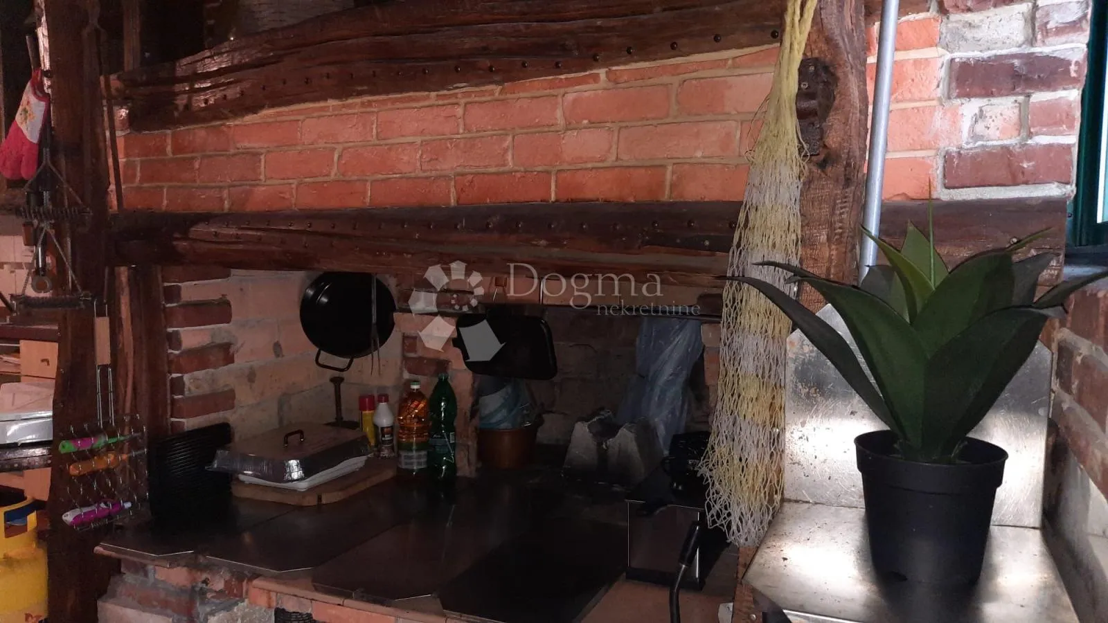 prilika! kuća u prvom redu do mora, žirje - slika 8