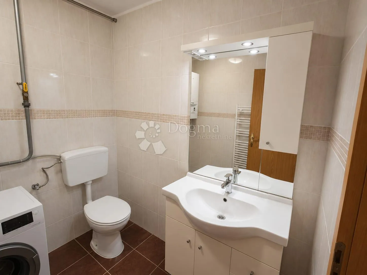 atraktivan dvoetažni stan od 65 m² – uselite bez ulaganja - slika 7