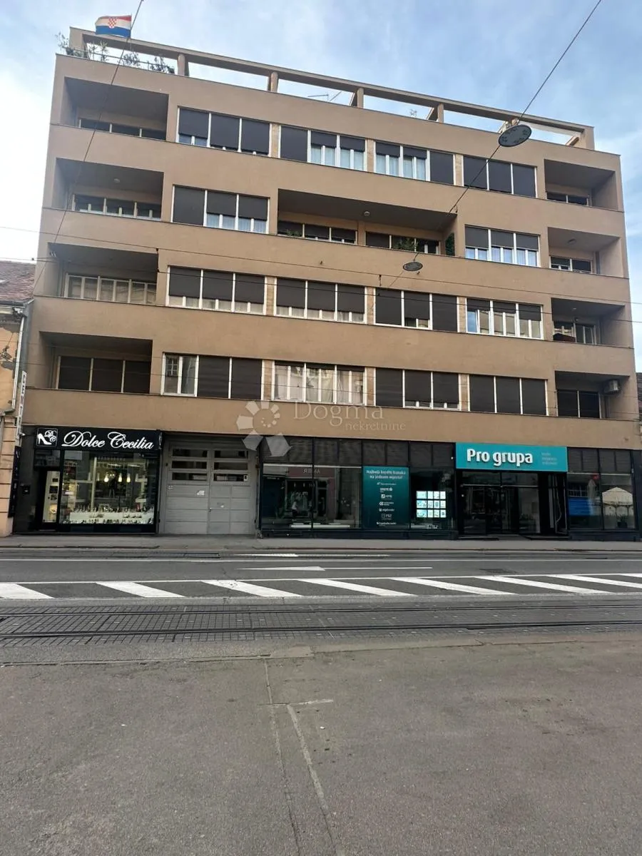 prodaje se poslovni prostor 68,45 m2 u srcu grada, strogi centar - slika 5