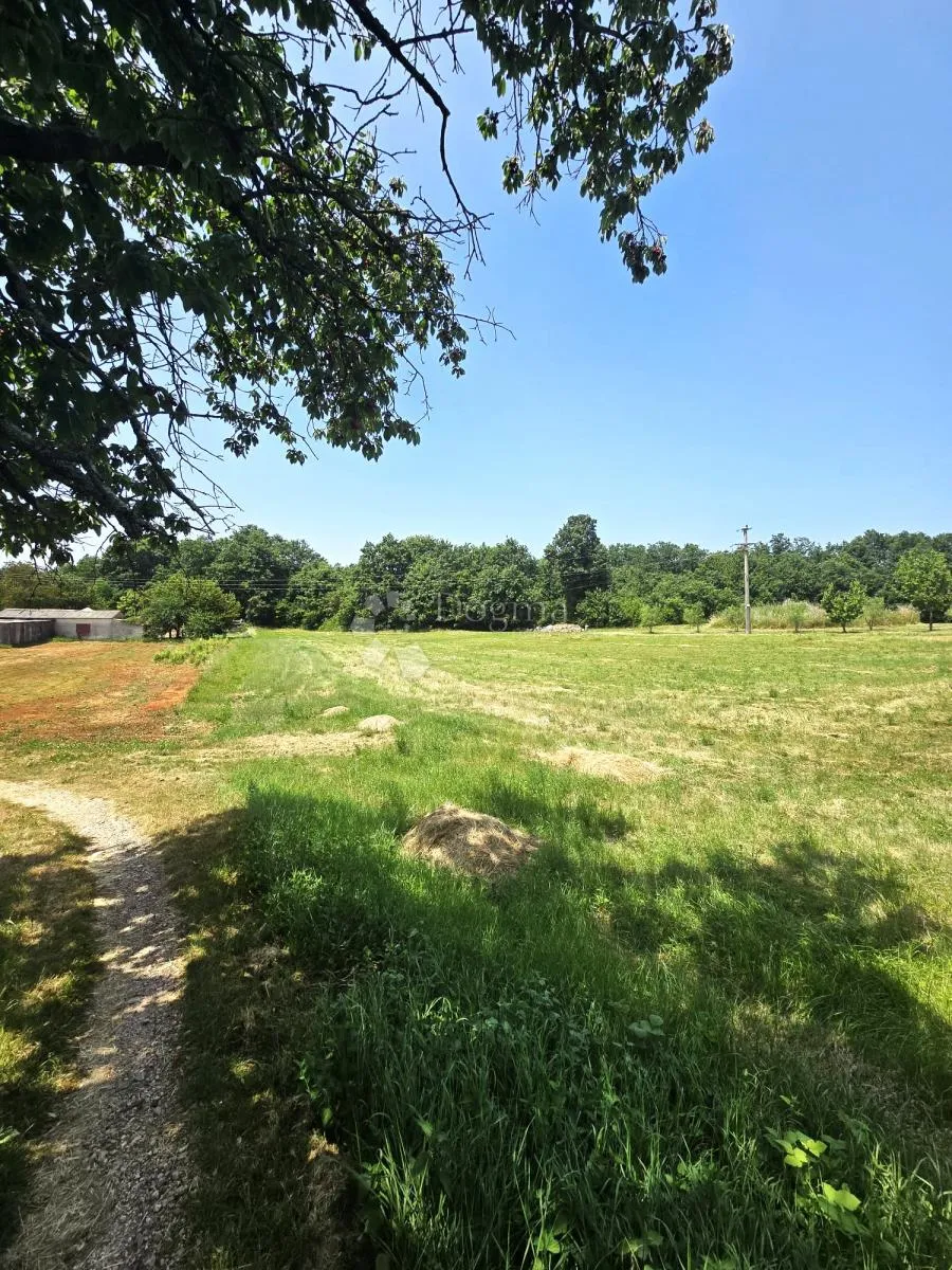 građevinsko zemljište na mirnoj lokaciji - slika 13