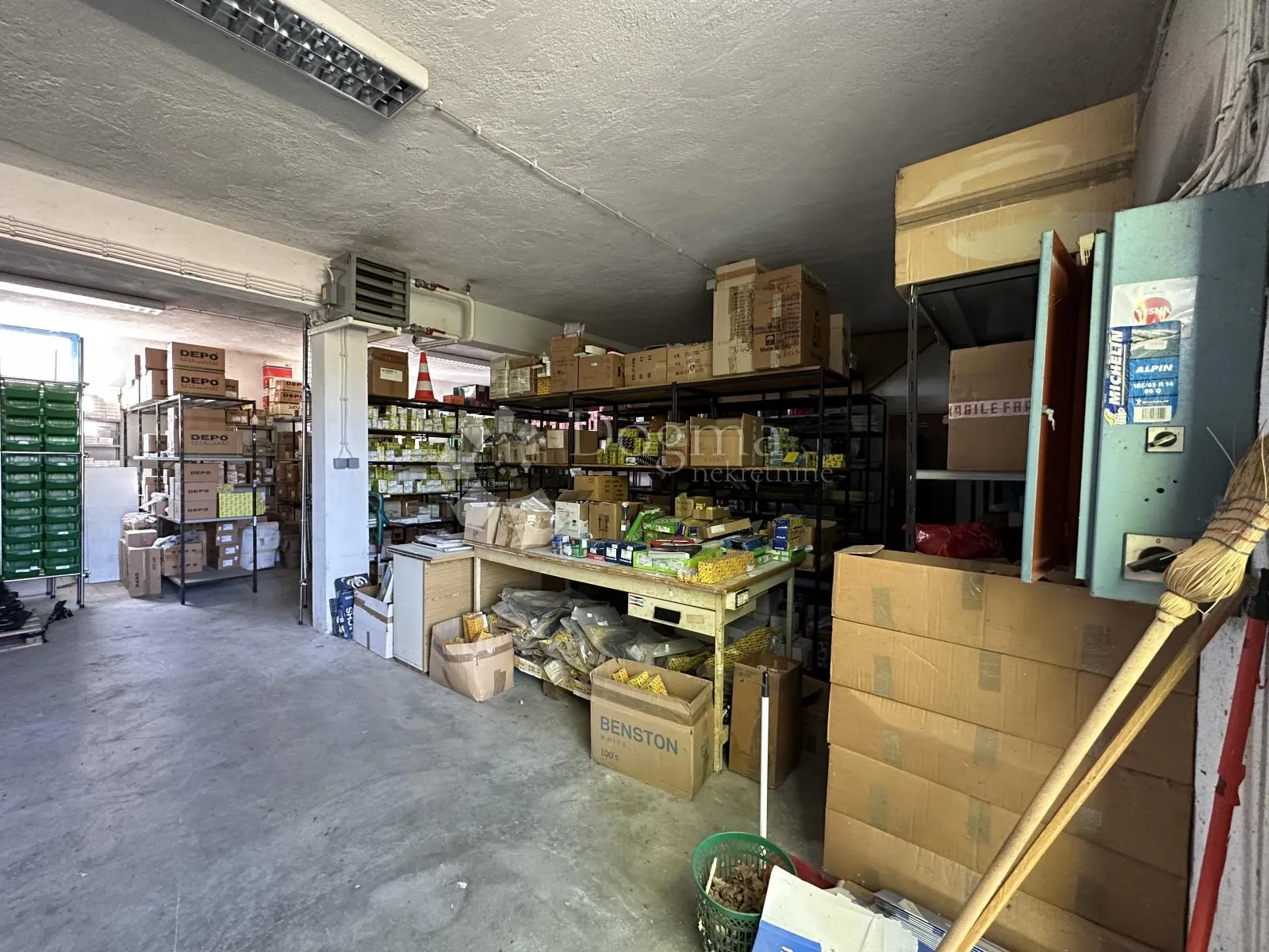 matulji-poslovni prostor 400m2 sa 680 m2okućnice - slika 6