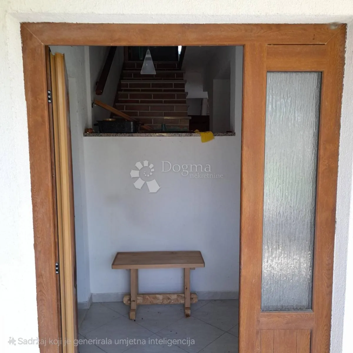labin, kuća sa odvojenim studio apartmanom i garažom nedaleko labina - slika 25