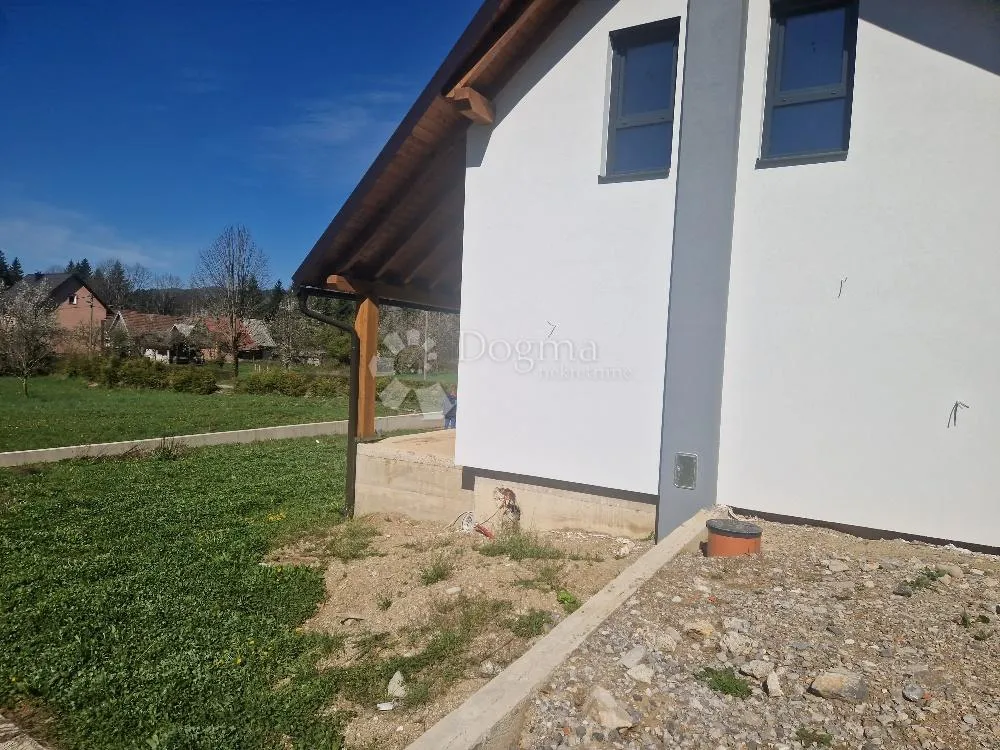 nova novcata kuća u prirodi - slika 25