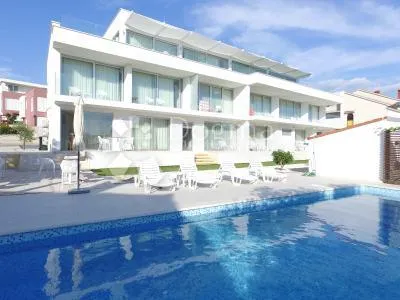 zadar borik luxuzna stambena zgrada u funkciji hotela - slika 3