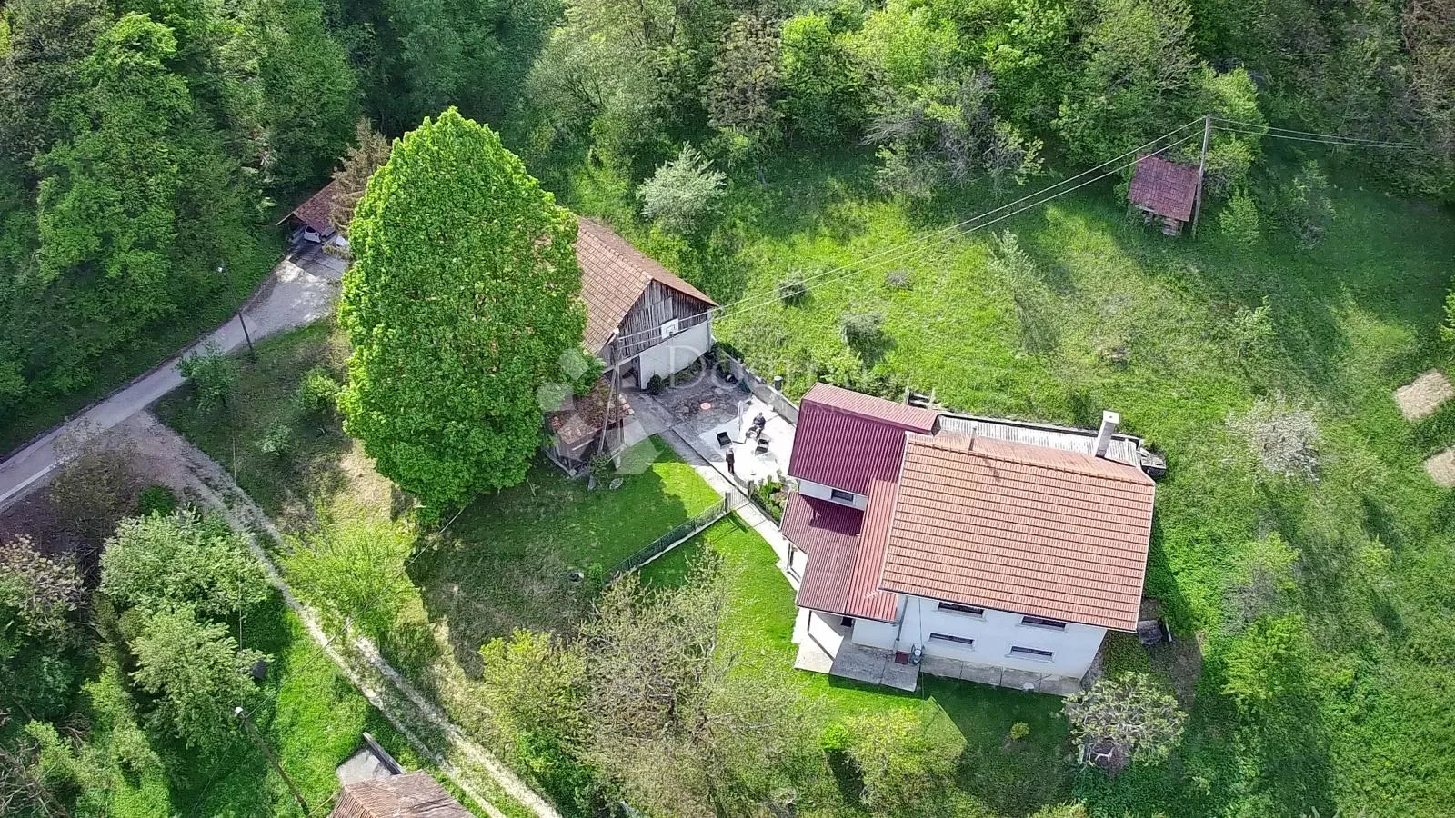kuća s predivnim pogledom i velikim građevinskim zemljištem nadomak krapinskih toplica - slika 11