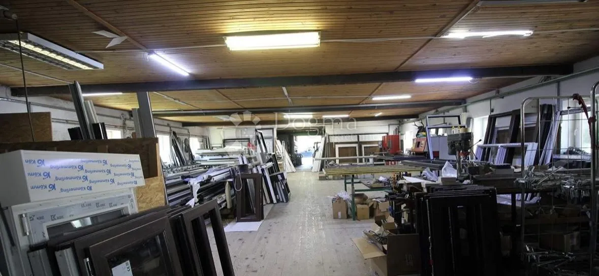 poslovni prostor – delnice, hala 1000 m² - slika 6