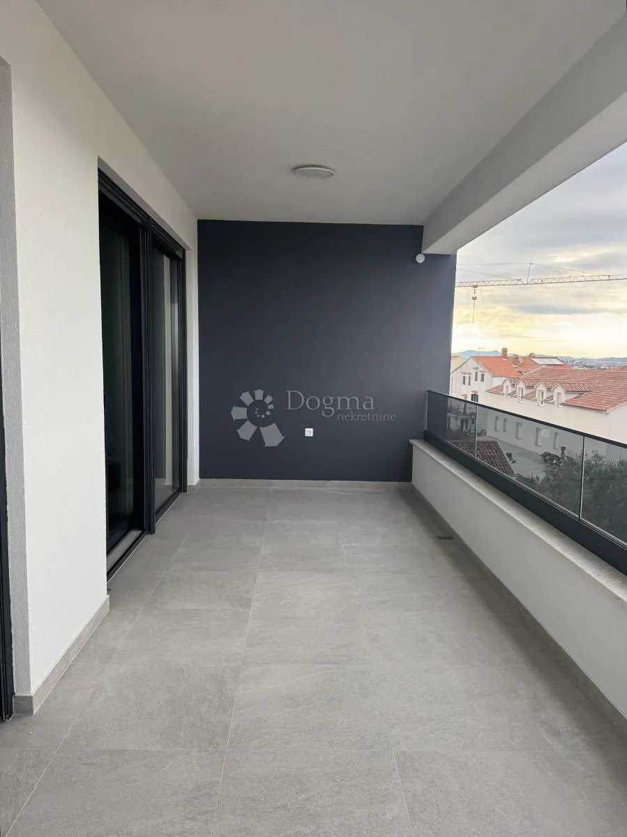 diklovac | penthouse s krovnom terasom, pogled na more - slika 9