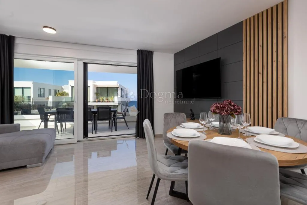 malinska - apartman s bazenom i pogledom 300m od mora - slika 6