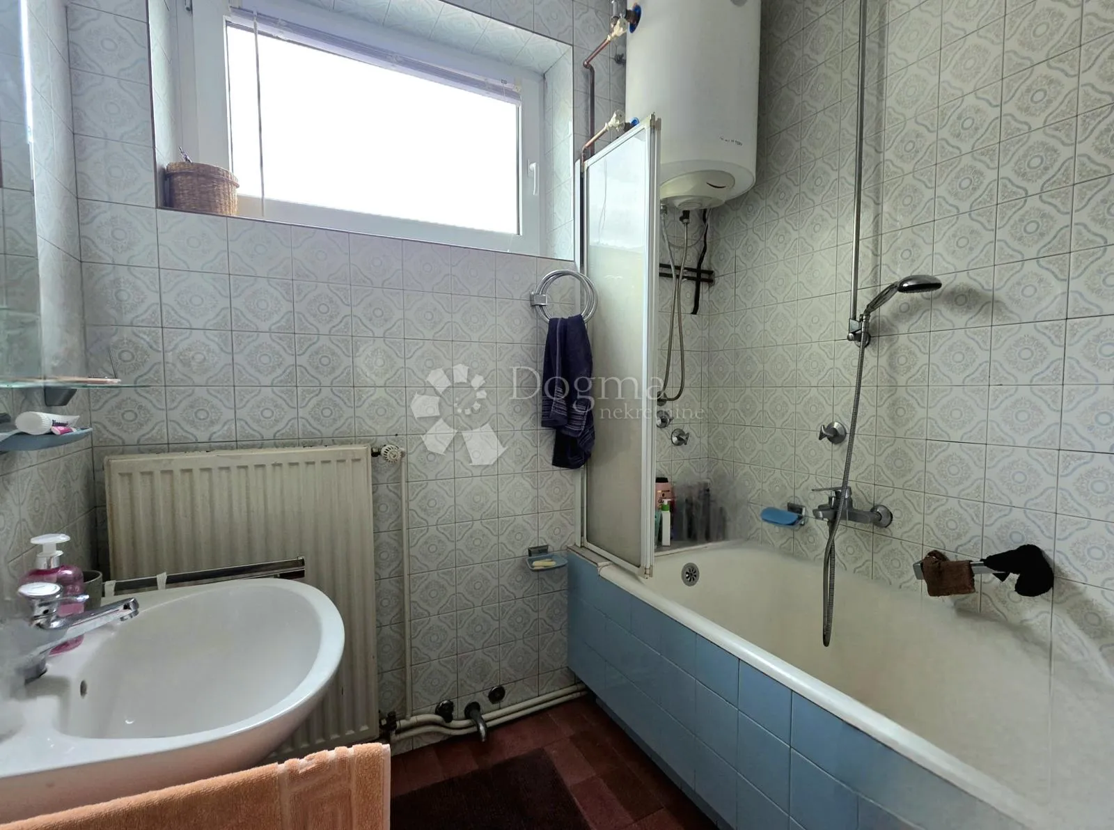 prodaja, kuća, karlovac, nkp 304m², švarča - slika 17