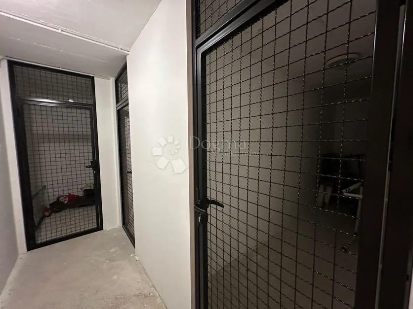 luksuzni apartman - slika 14