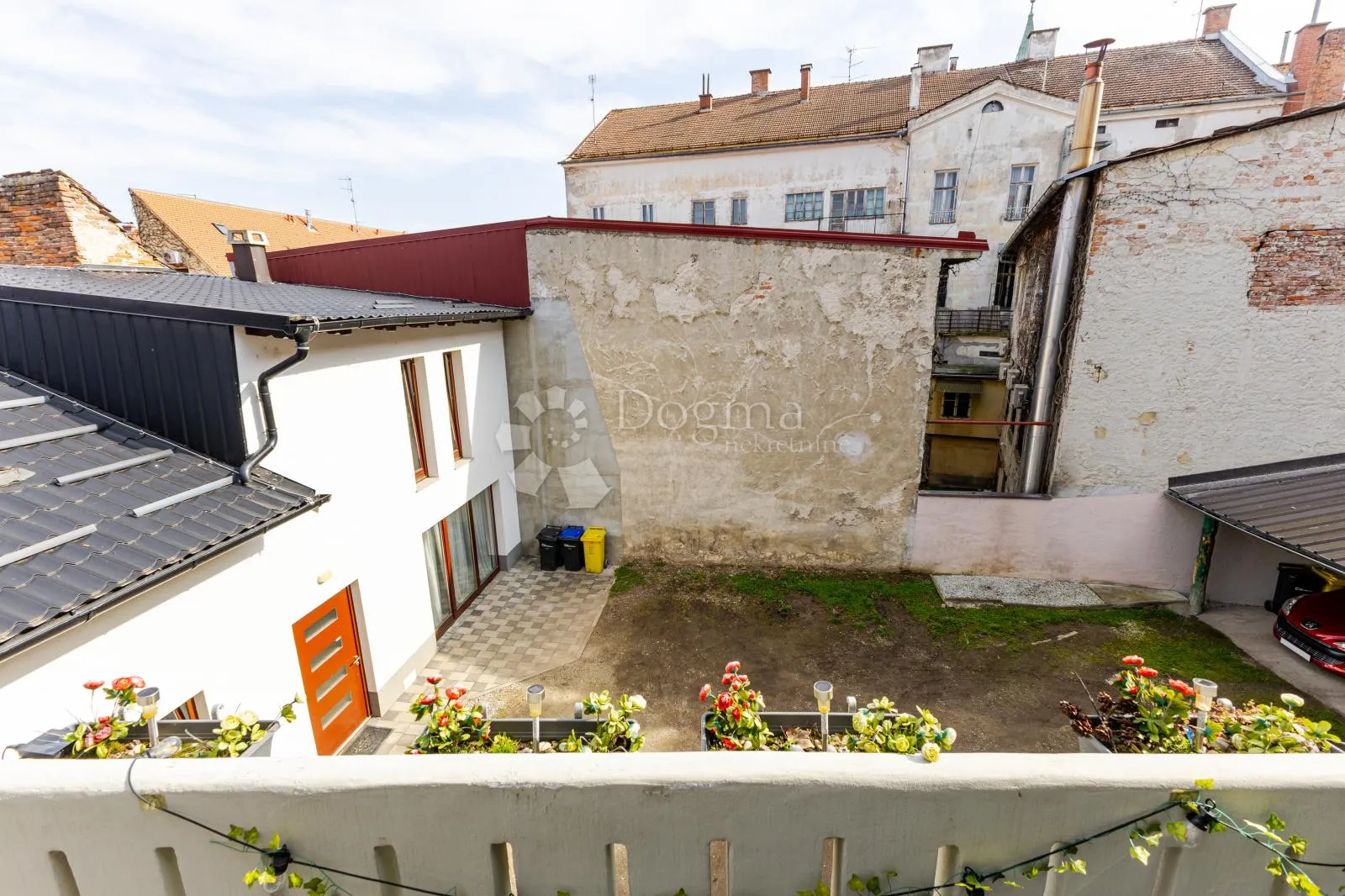 centar varaždina – luksuzno renoviran stan 100 m² s balkonom - slika 27
