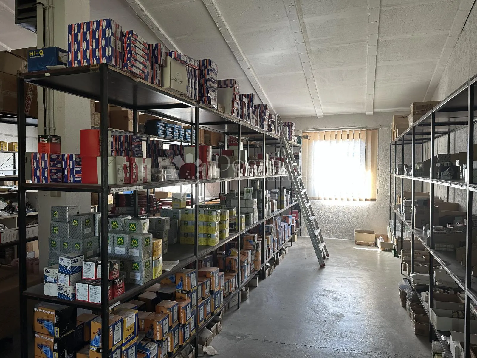 matulji-poslovni prostor 400m2 sa 680 m2okućnice - slika 12