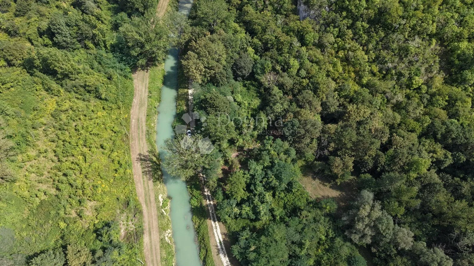pojoprivredno zemljište 1002 m2, uz rijeku mirnu - slika 3
