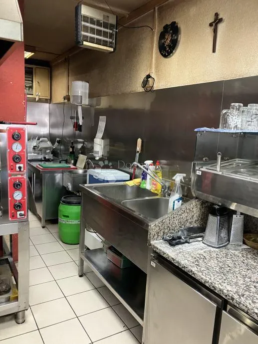 na prodaju uhodan i visoko profitabilan ugostiteljski posao u splitu - slika 16