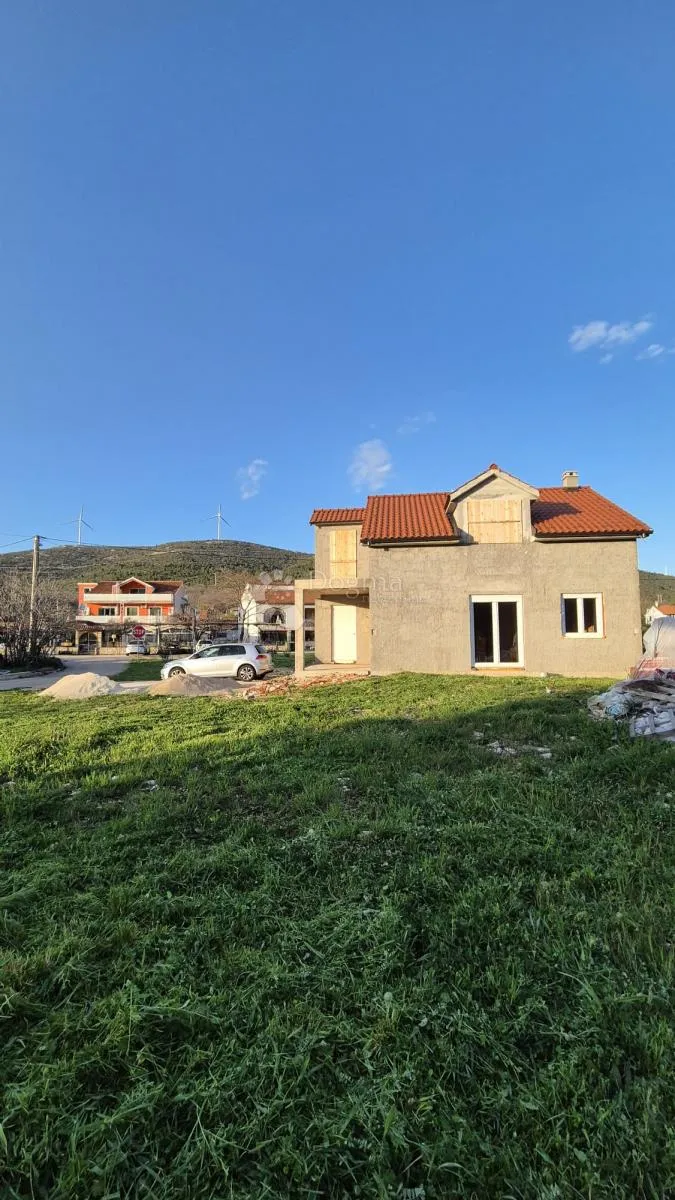 nova nedovršena kuća puna potencijala! - slika 6