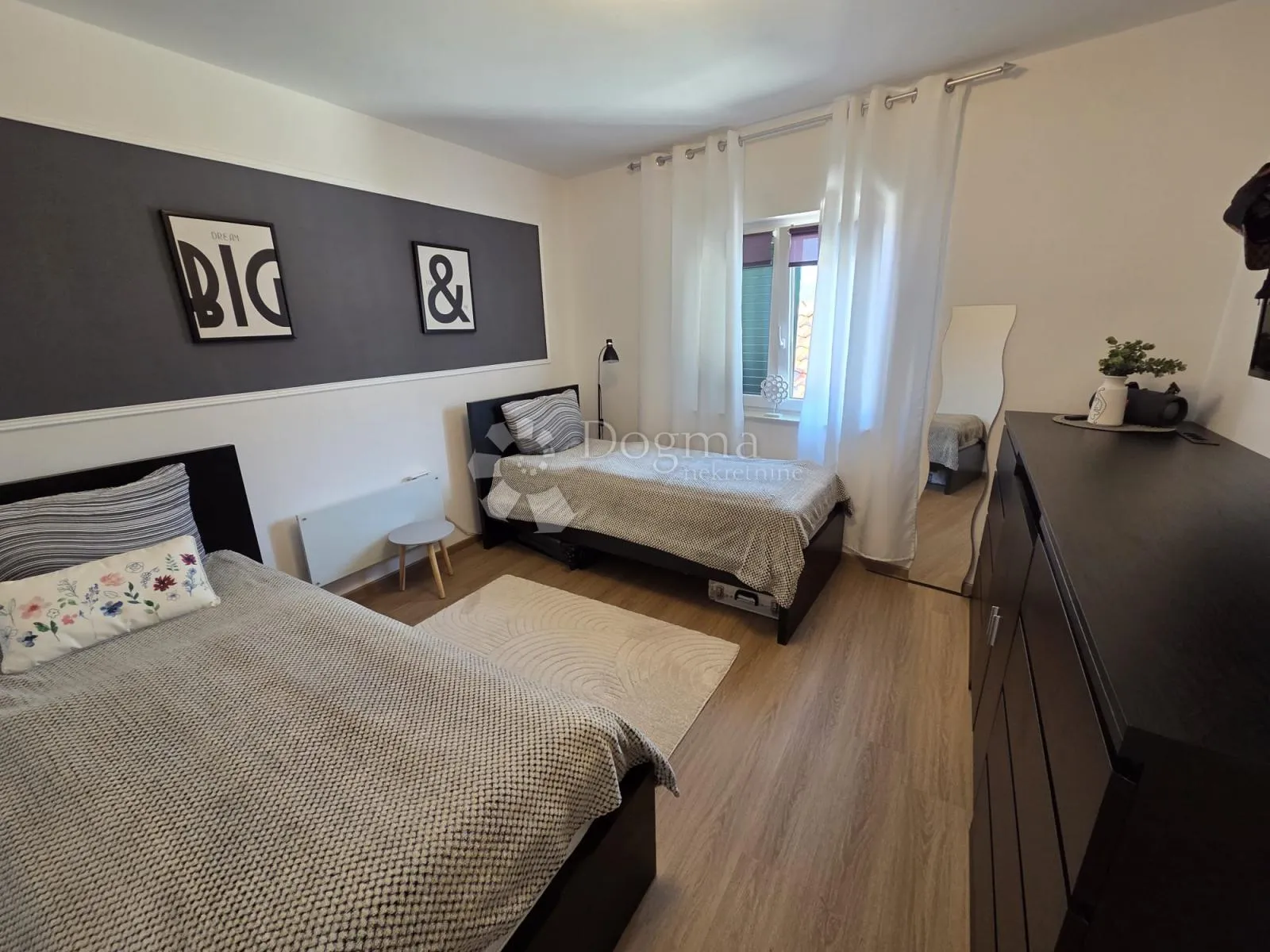 supetarska draga – stan s terasom i pogledom na more - slika 10