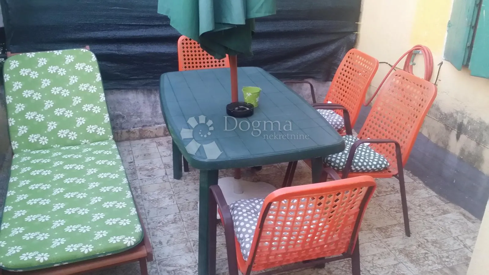 samostojeća kuća s velikom okućnicom – kaštel štafilić - slika 31