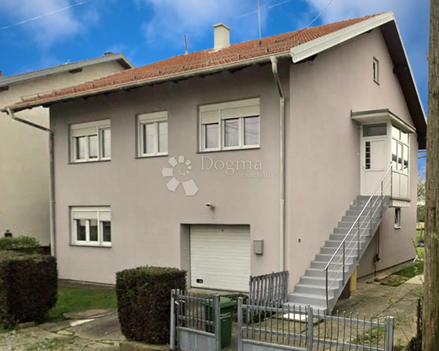 prostrana obiteljska kuća blizu centra bjelovara - slika 19