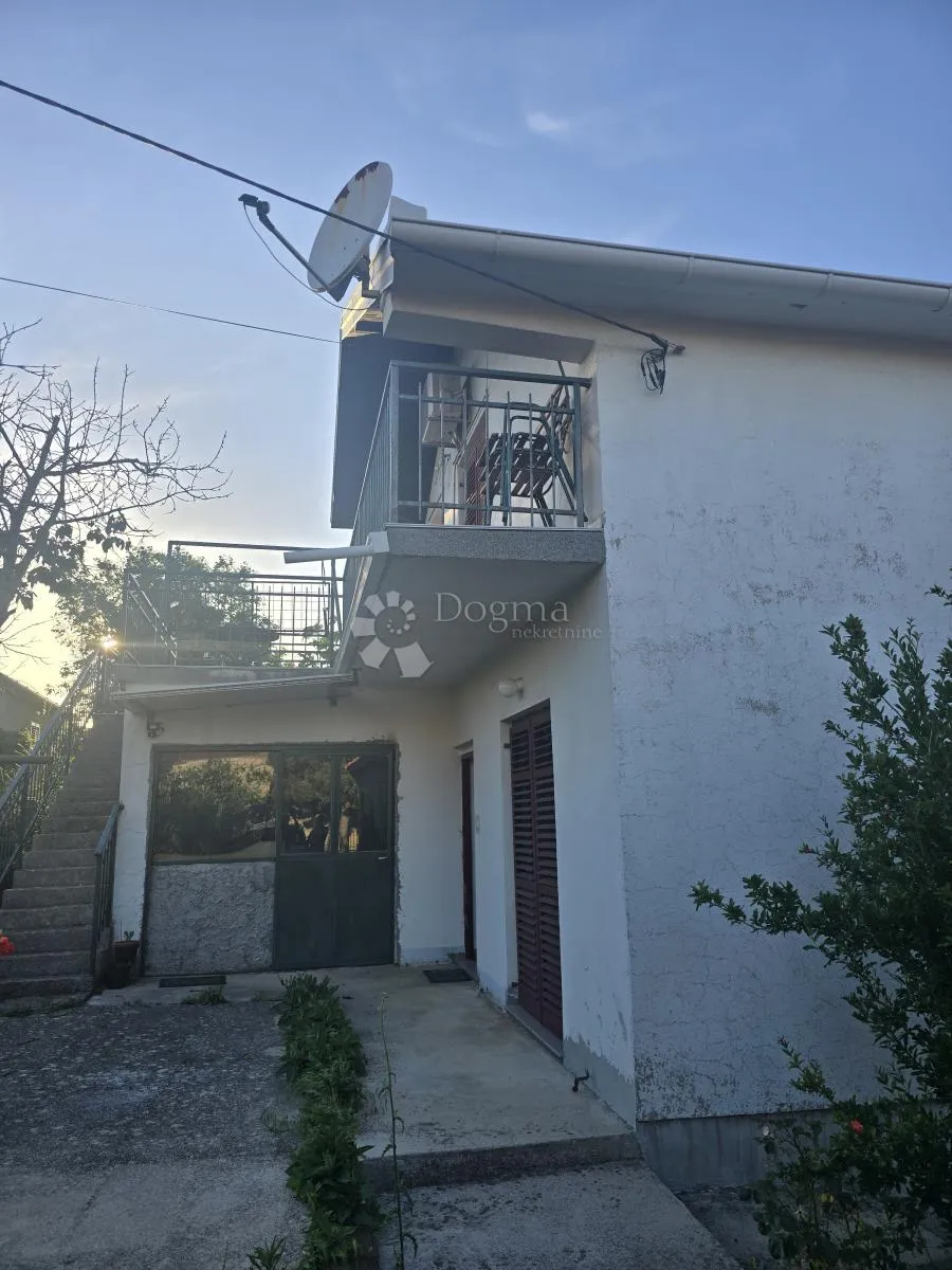 drniš - katnica s potkrovljem u centru grada, prodaja - slika 6