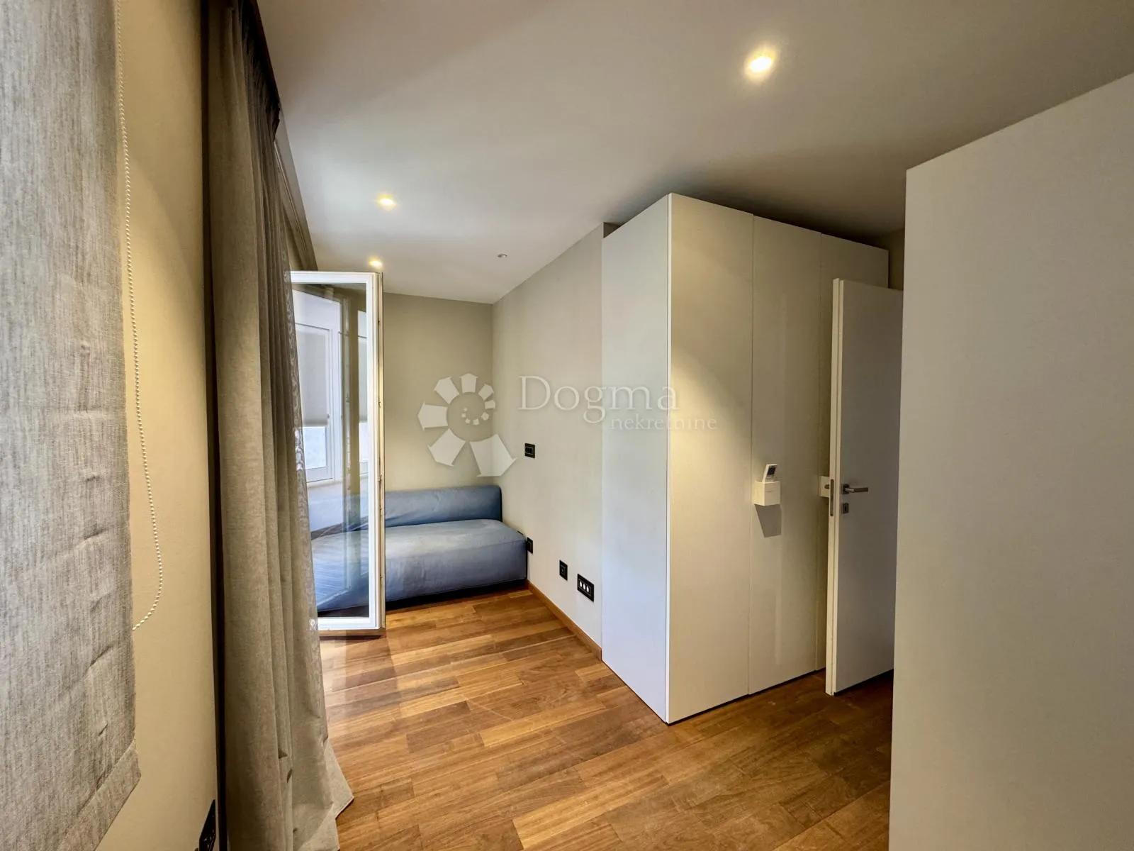 istra - luksuzan penthouse s panoramskim pogledom na more - slika 22