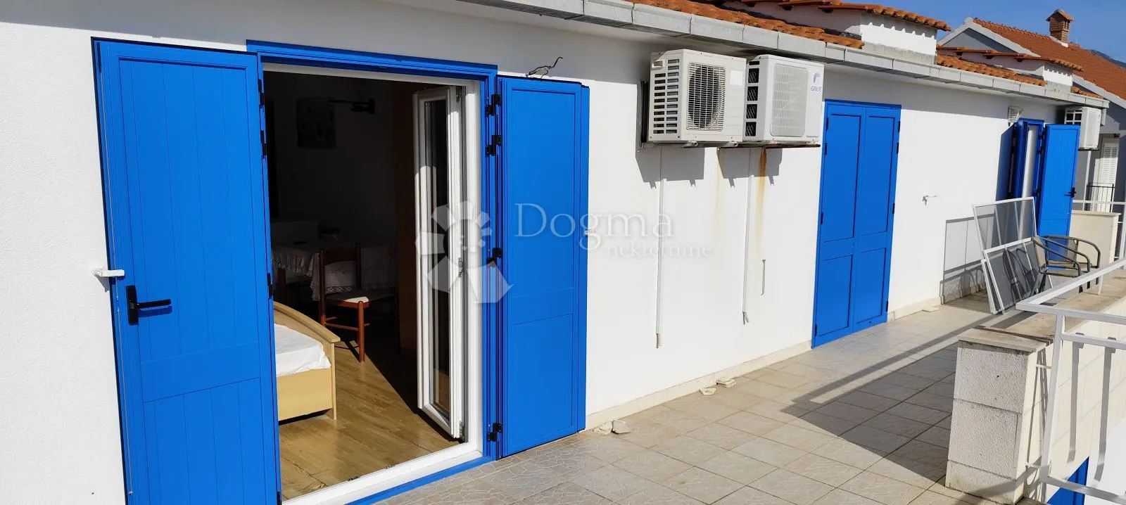 apartmani u srcu orebića – kuća na prodaju - slika 4