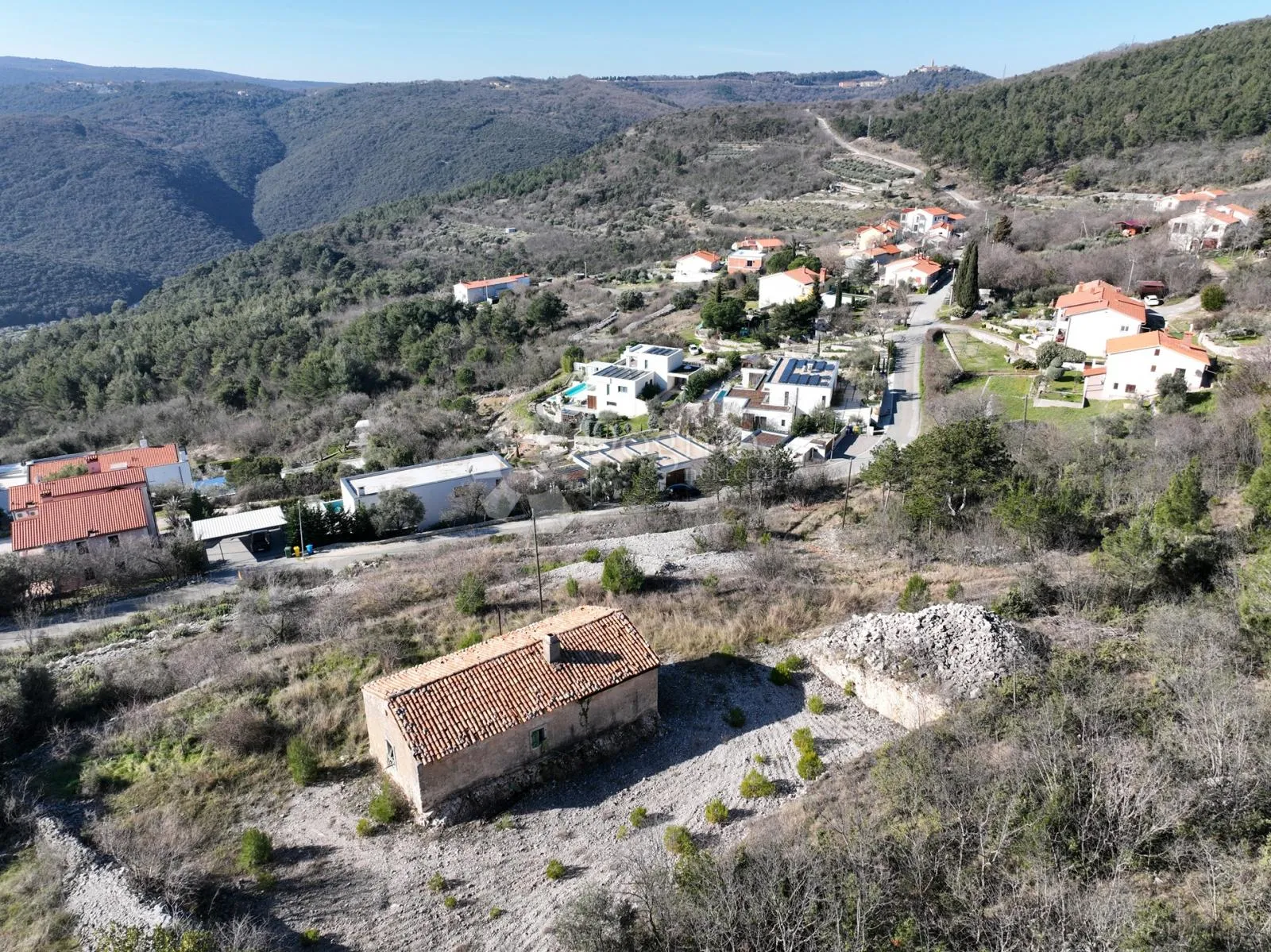 unikatno zemljište s predivnim pogledom na more - slika 13