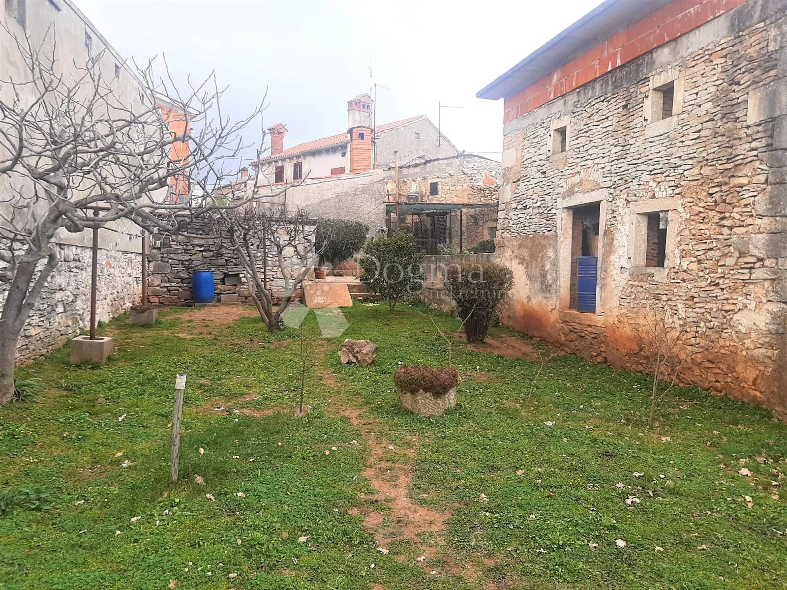 dvije istarske kuće sa velikim potencijalom - slika 5