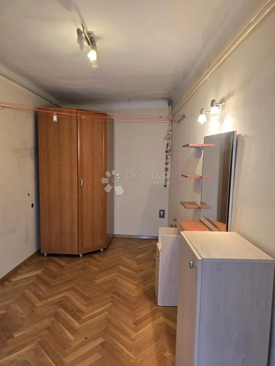 stan u baroknom stilu u centru varaždina - slika 14