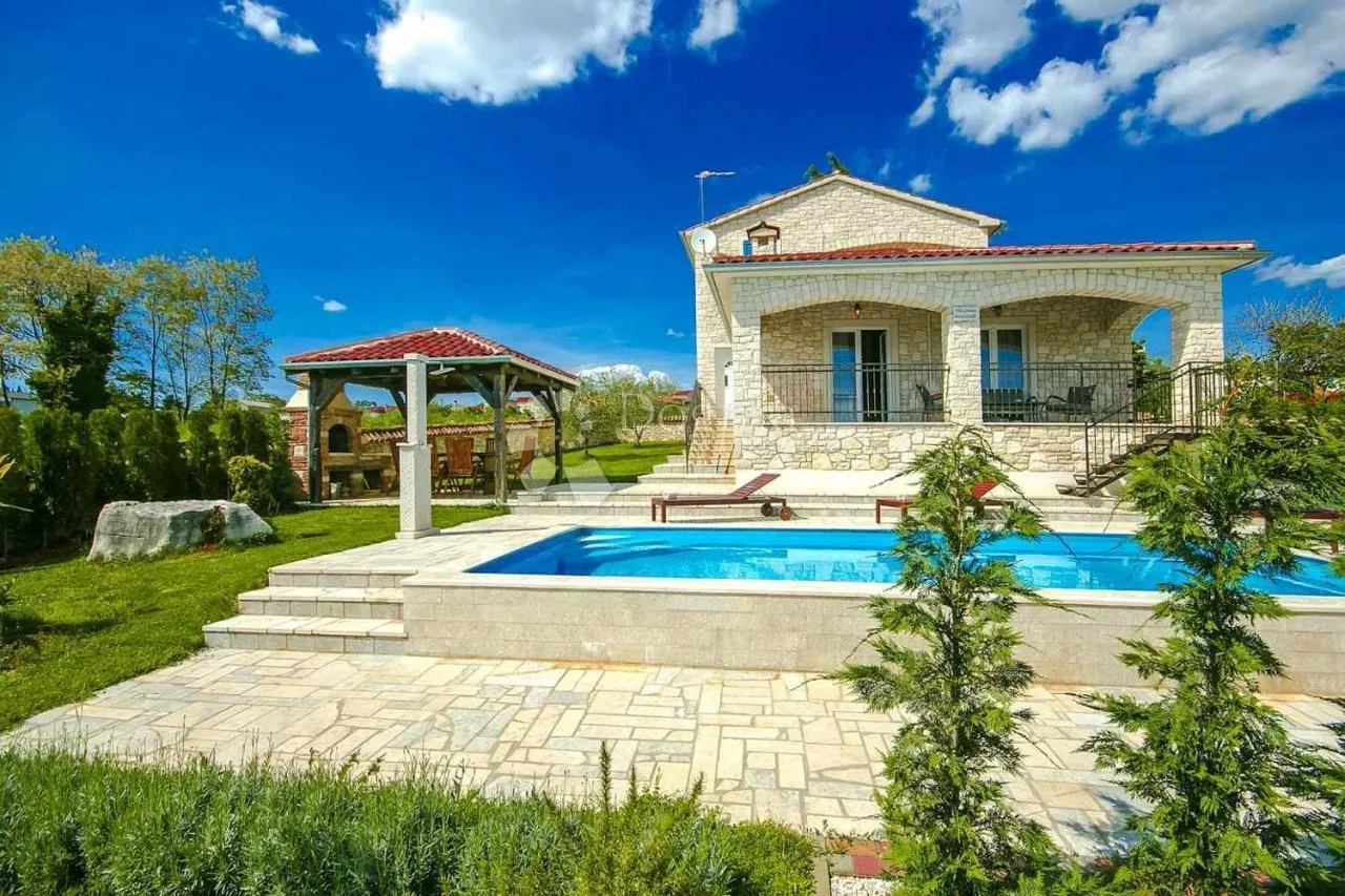 poreč, okolica, prekrasna vila sa bazenom - slika 24