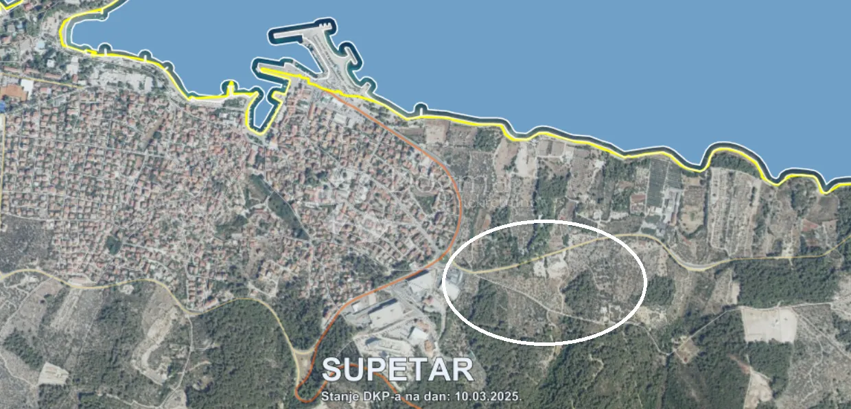 supetar, trolokve, zemljište sa legalnim objektima - slika 1