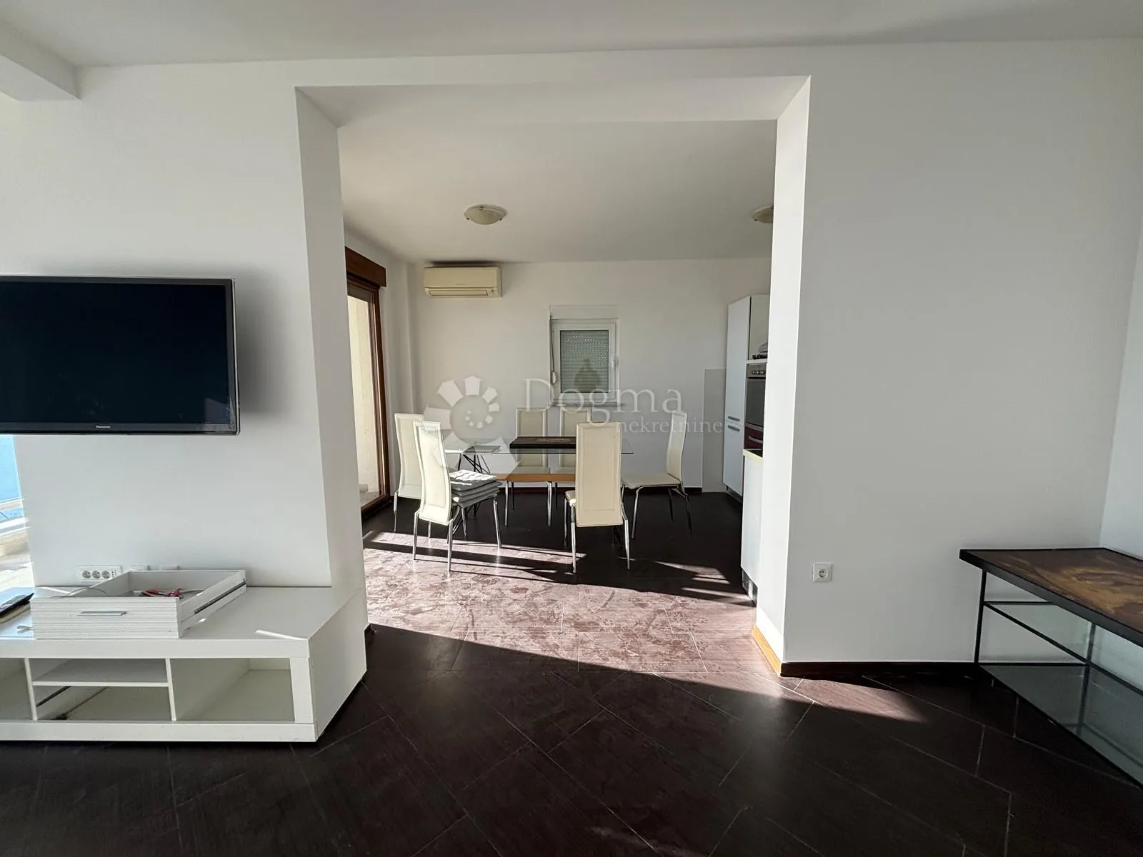 apartman na prestižnoj lokaciji, s panoramskim pogledom - slika 4
