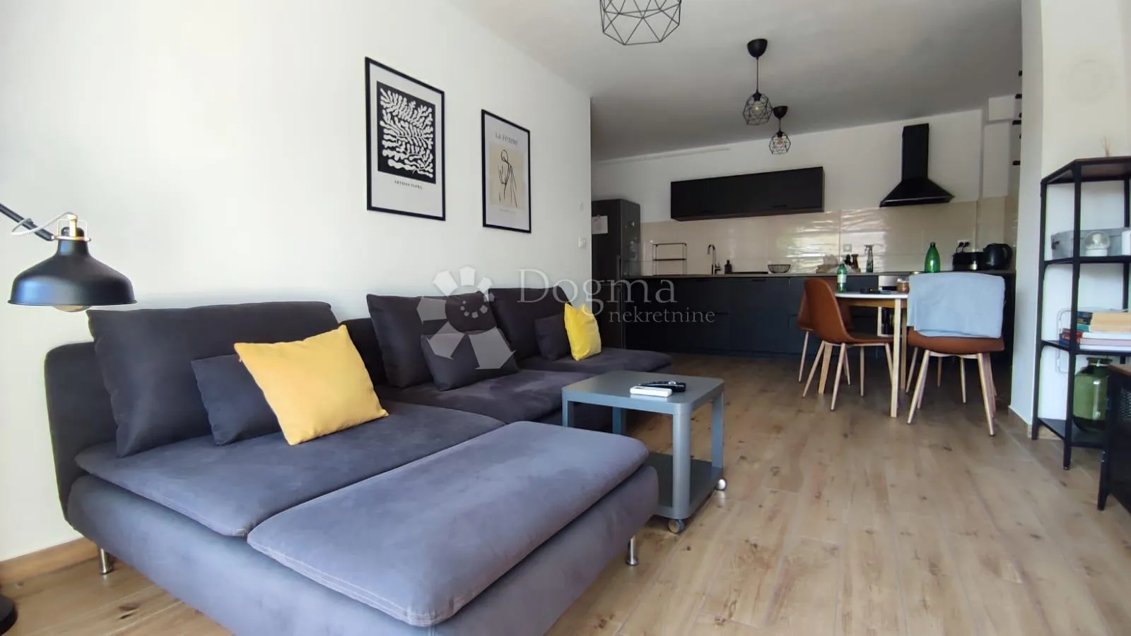 ekskluzivno! stan monvidal 57 m², 1. kat - slika 2
