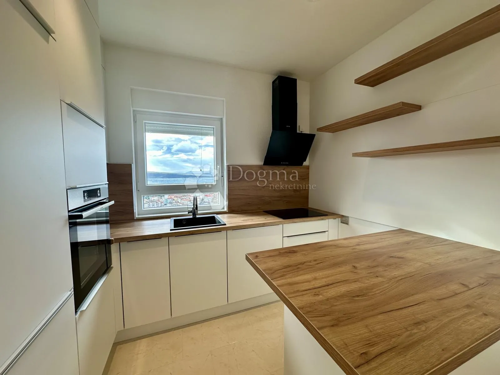 apartman crikvenica 80m2 sa pogledom na more - slika 6